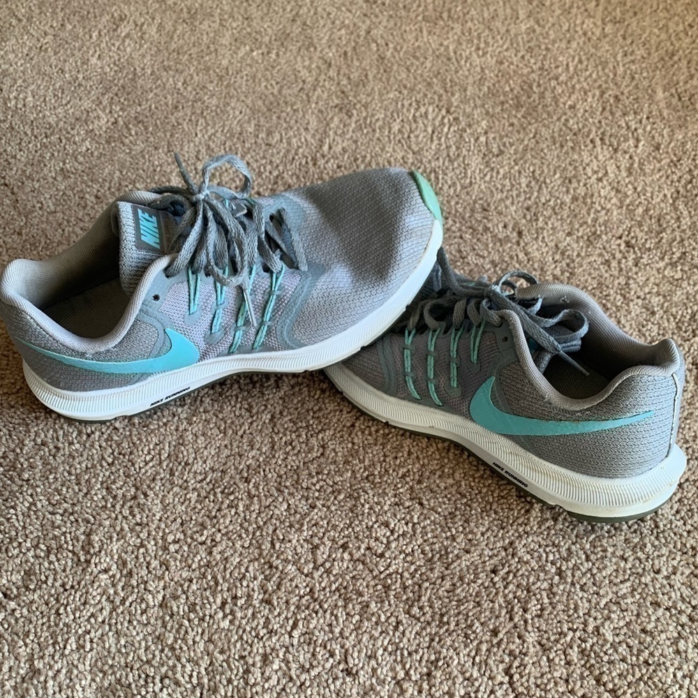 Nike Running Sneakers Womens Run Swift Stealth Trainers Gray Blue Lace Up